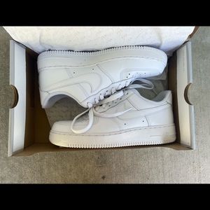 NIKE AIR FORCE 1 new